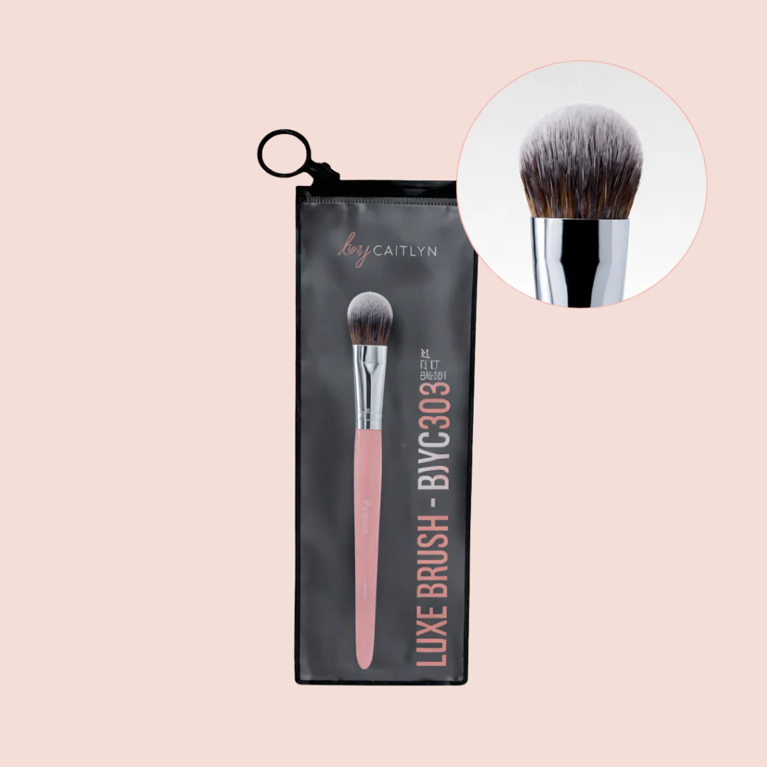 By Caitlyn BYC30 XL Flat Luxe Brush