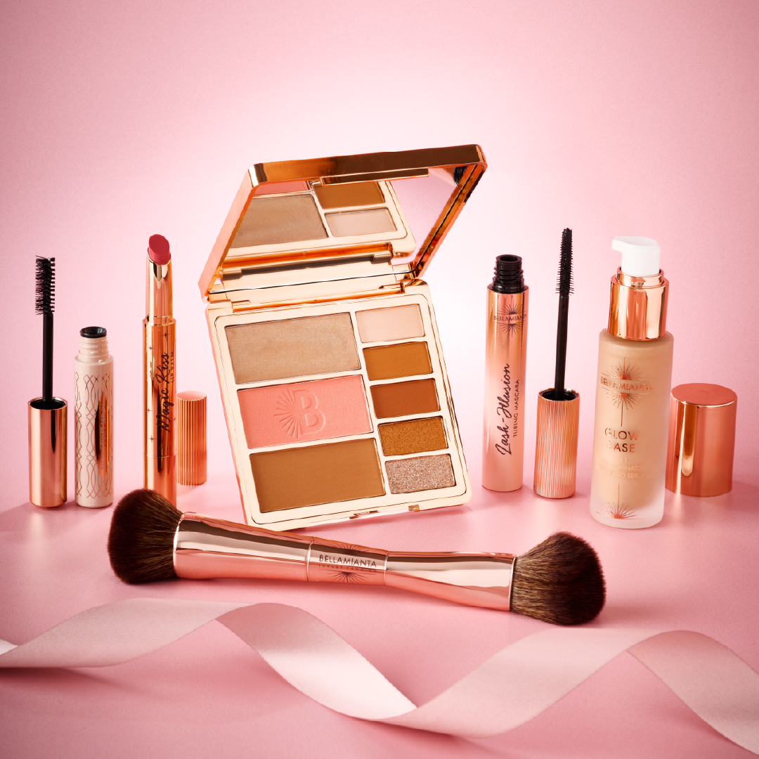 Glamour in a Bow Cosmetic Gift Set