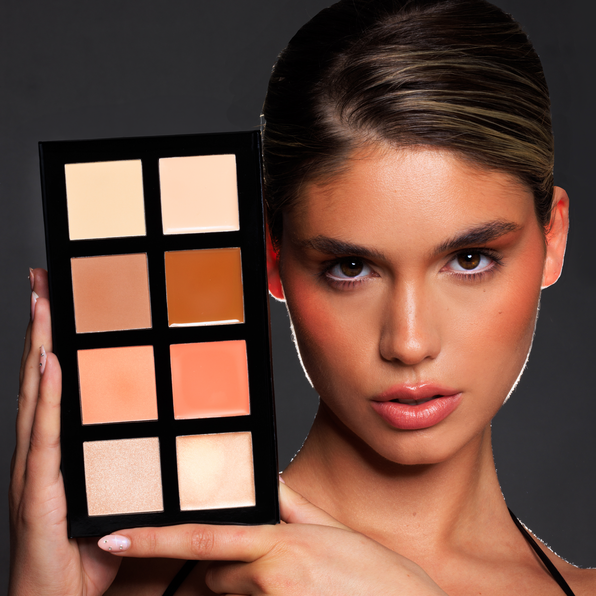 Iconic Bronze Face Case Cream and Powder Palette