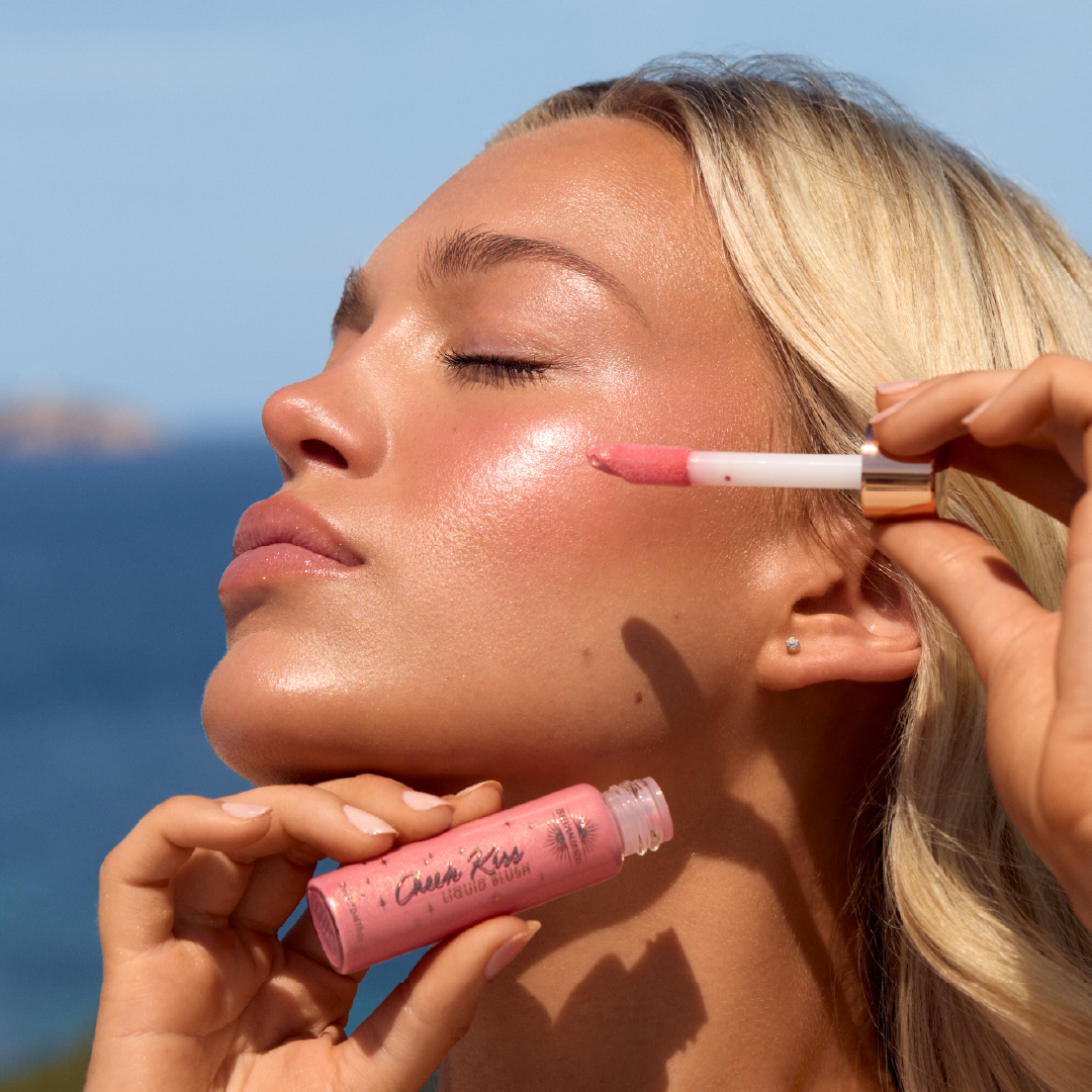 Cheek Kiss Liquid Blush